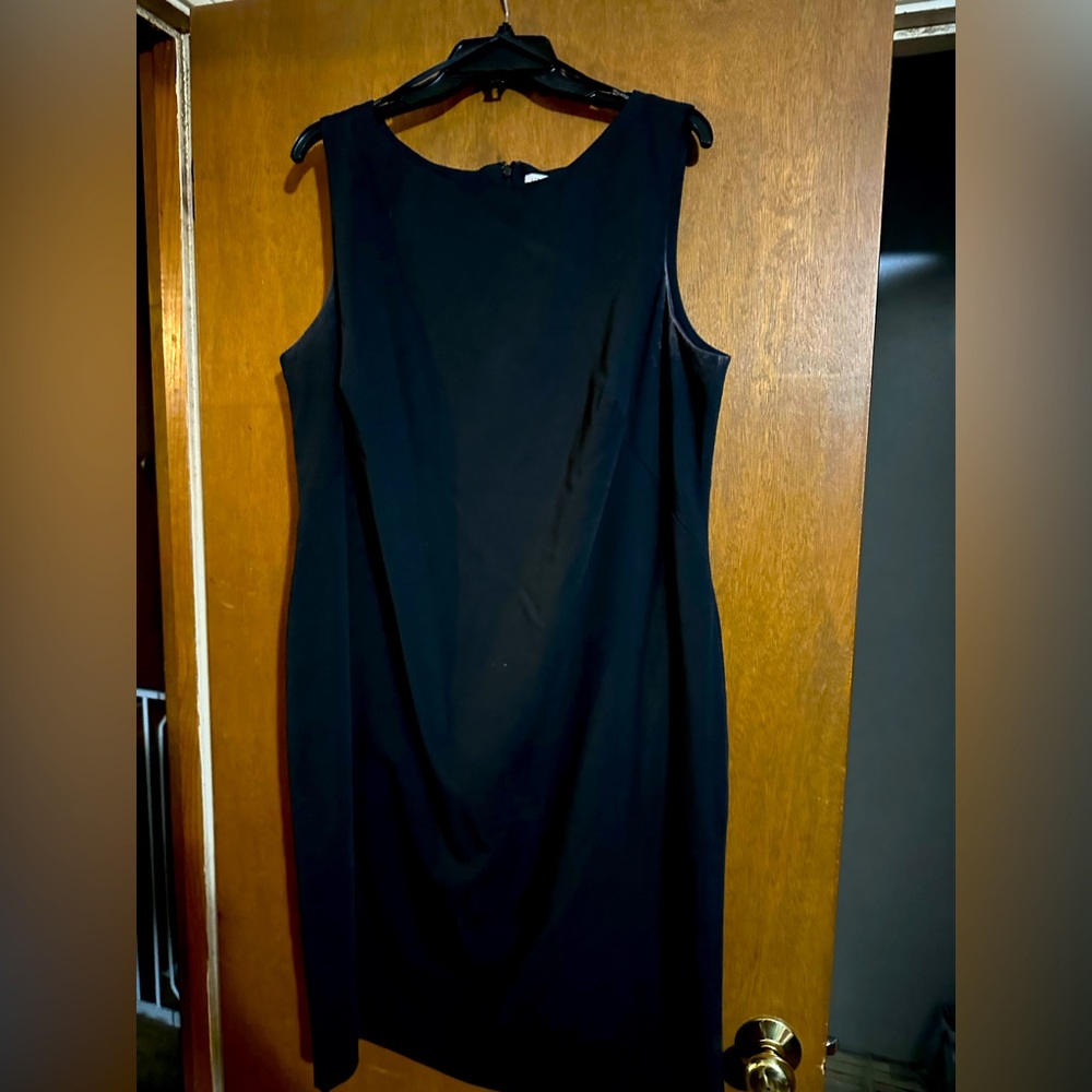 Liz Claiborne 18W black dress